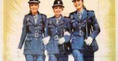 Señoritas de uniforme